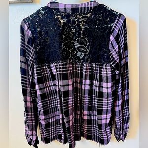 Knox Rose, Purple/Black Laced Flannel Size Small